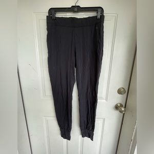 Nike Dri Fit Joggers Women’s Pants size M
